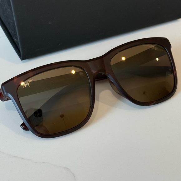 NWT Maui Jim sunglasses model PEHU - Picture 3 of 9